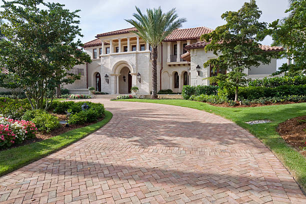 Best Affordable Driveway Pavers  in Las Palmas Ii, TX